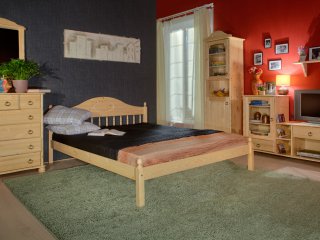 Спальня F1 - комод с зеркалом Айно, двуспальная кровать F1, буфет Айно, тумба ТВ Айно