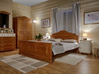 Спальня Айно тонированная - Айно - комод с зеркалом, шкаф, двуспальная кровать, тумба прикроватная